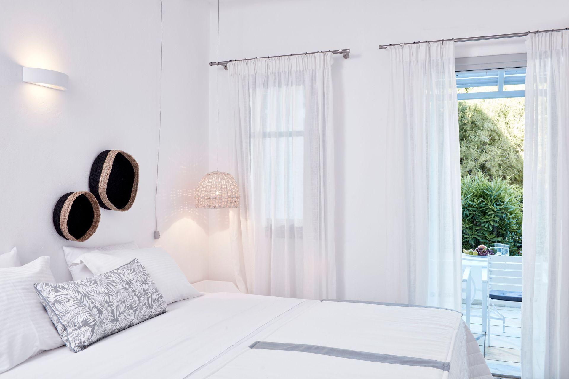Mr. And Mrs. White Paros - Small Luxury Hotels Of The World Екстер'єр фото