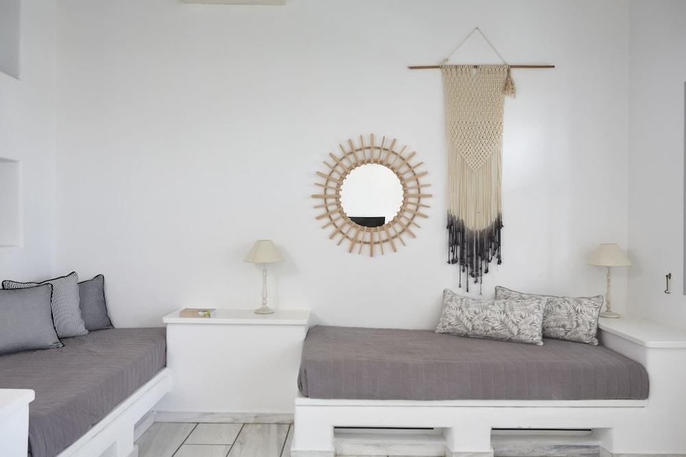 Mr. And Mrs. White Paros - Small Luxury Hotels Of The World Екстер'єр фото